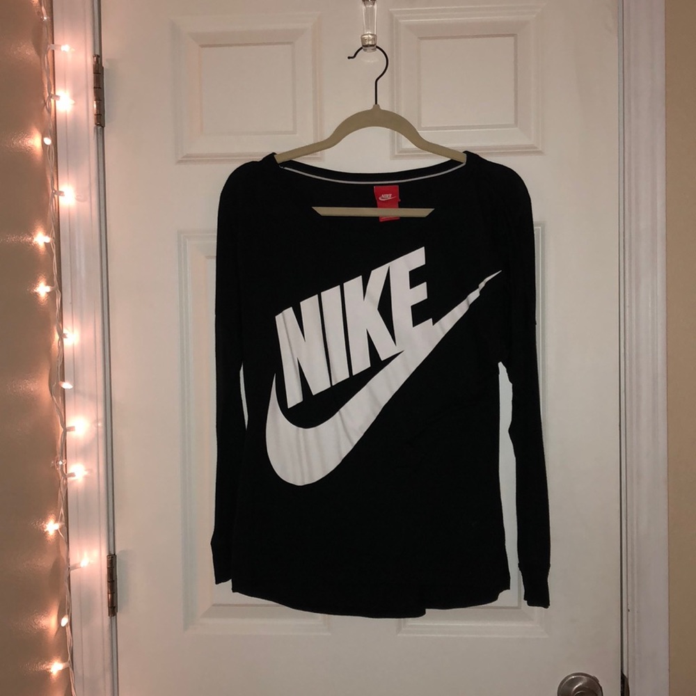 Black Nike long sleeve